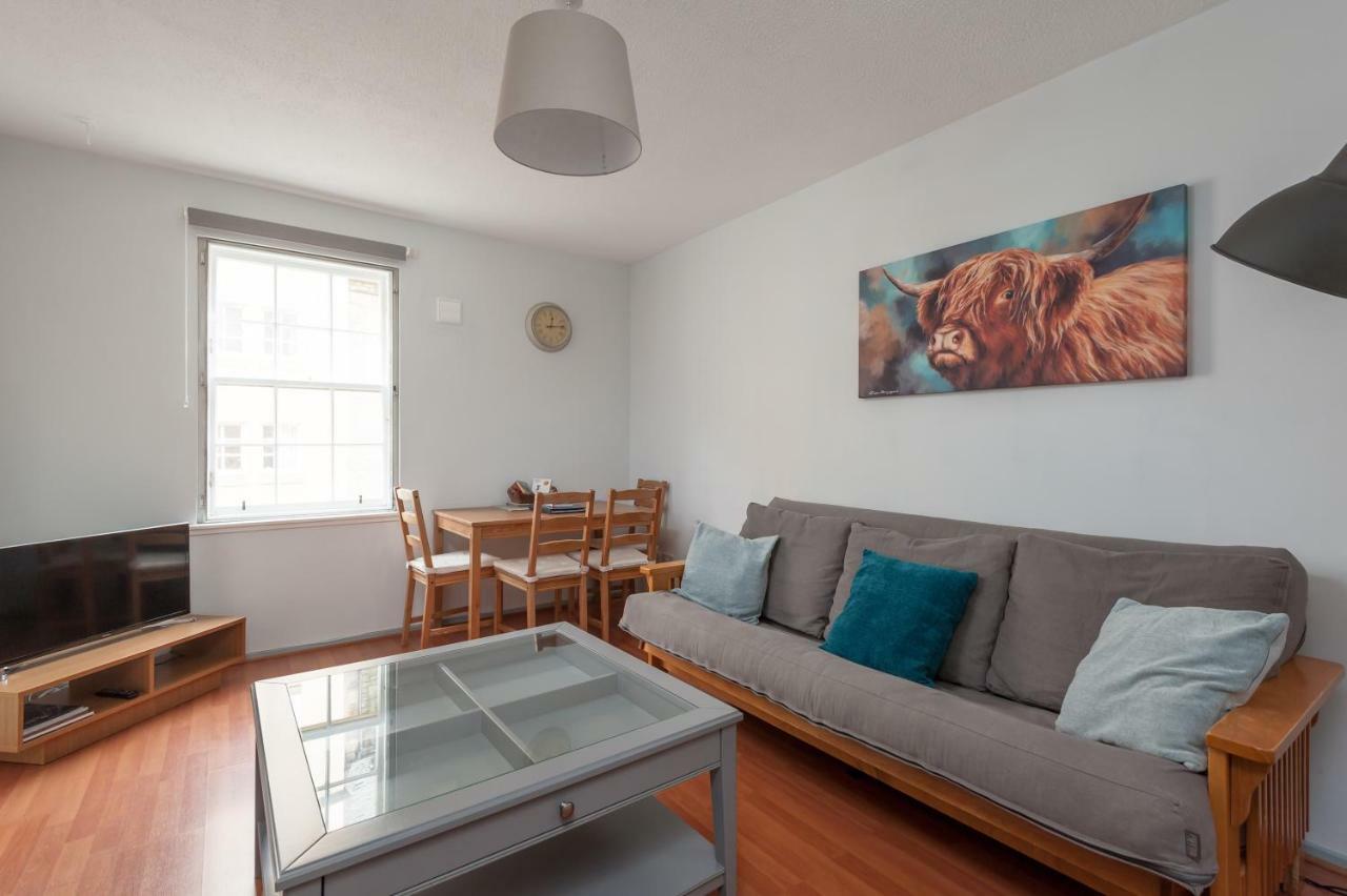 Appartement The Wee Highland Coo à Édimbourg Extérieur photo